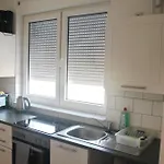 Monteurwohnungen - Hagemann Querfurter Str 4 Апартаменты Лютерштадт-Айслебен