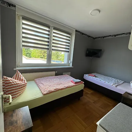Monteurwohnungen - Hagemann Querfurter Str 4