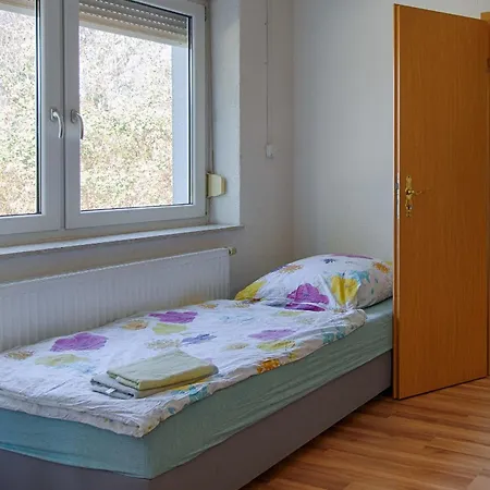 Monteurwohnungen - Hagemann Querfurter Str 4